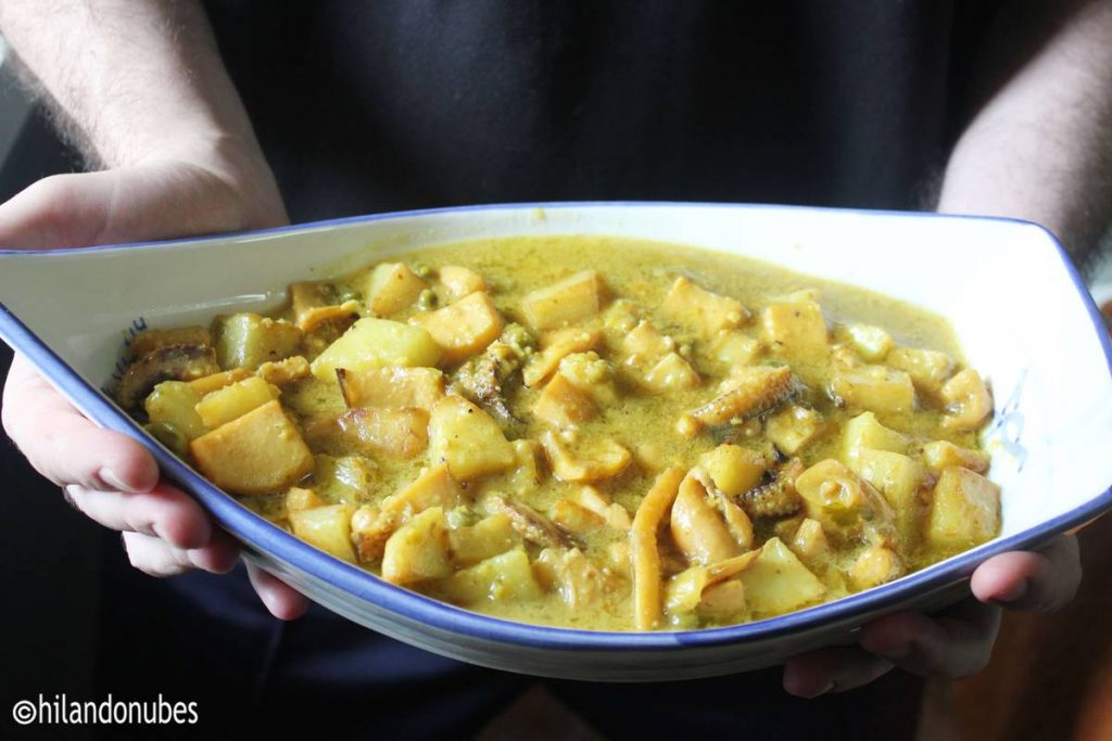 entrehuesosdecereza jibia en salsa