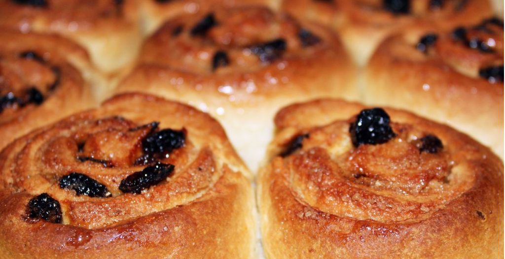 Chelsea Buns. Bollitos con pasas