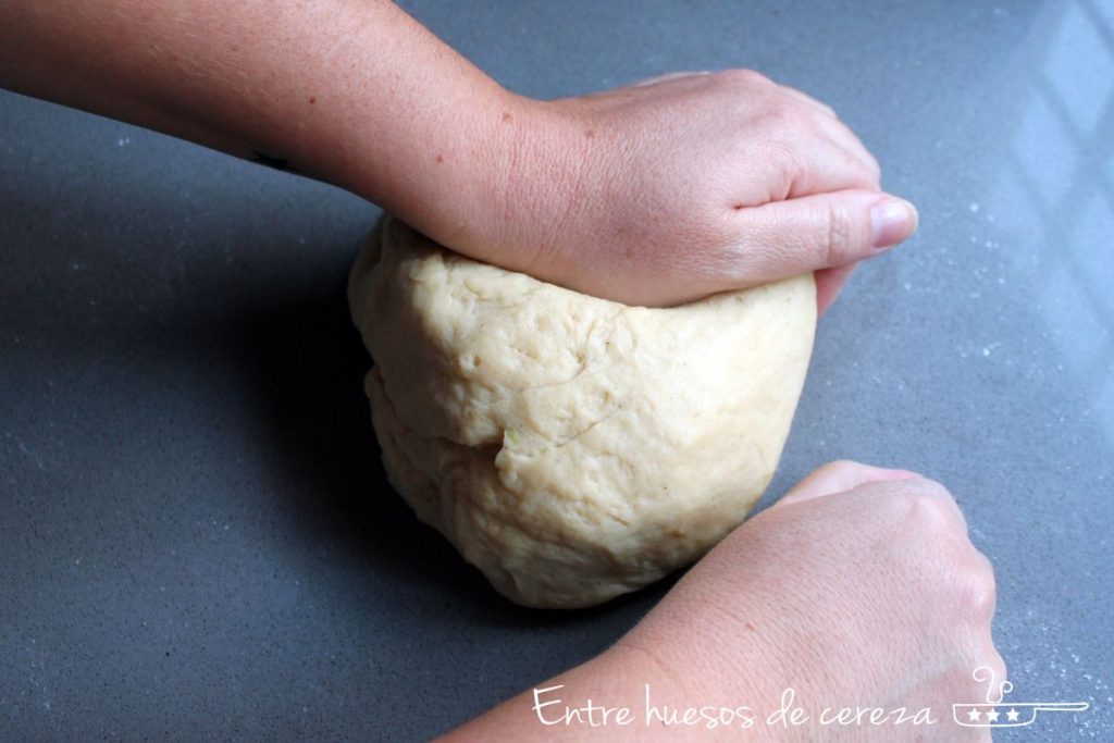 entrehuesosdecereza chelsea buns bollitos con pasas
